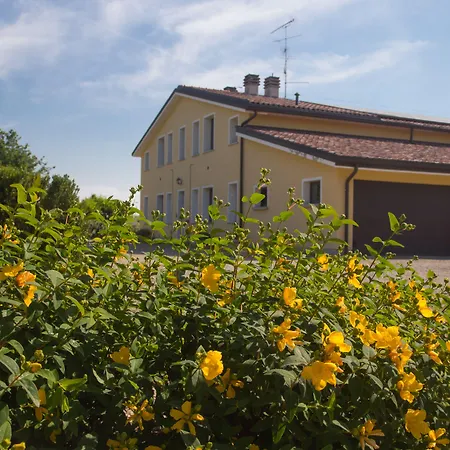 Il Brugnolo Feriegård