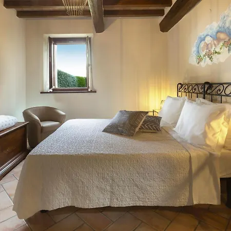 Il Brugnolo Κατάλυμα σε φάρμα