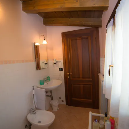 Il Brugnolo Κατάλυμα σε φάρμα *